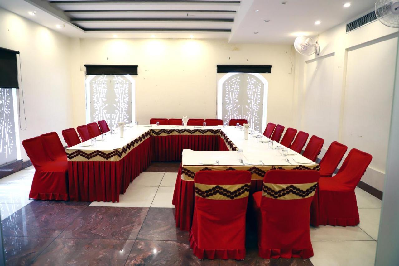 Grace Hotel Karnal Exterior photo