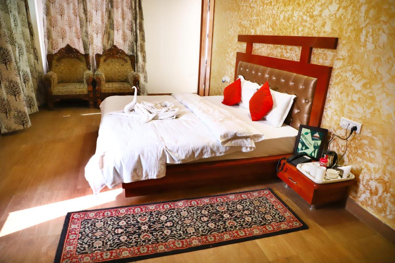 Grace Hotel Karnal Exterior photo